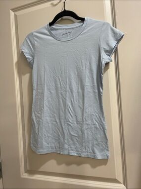 Universal Thread Light Blue Crewneck Tee